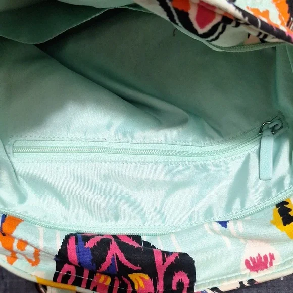 Vera Bradley Bag - Picture 4 of 9